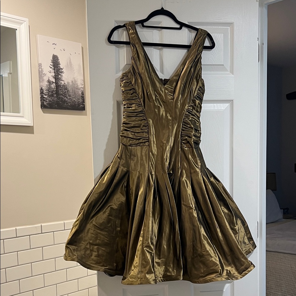 Elegant Metallic Taffeta Mini Dress with poly lining